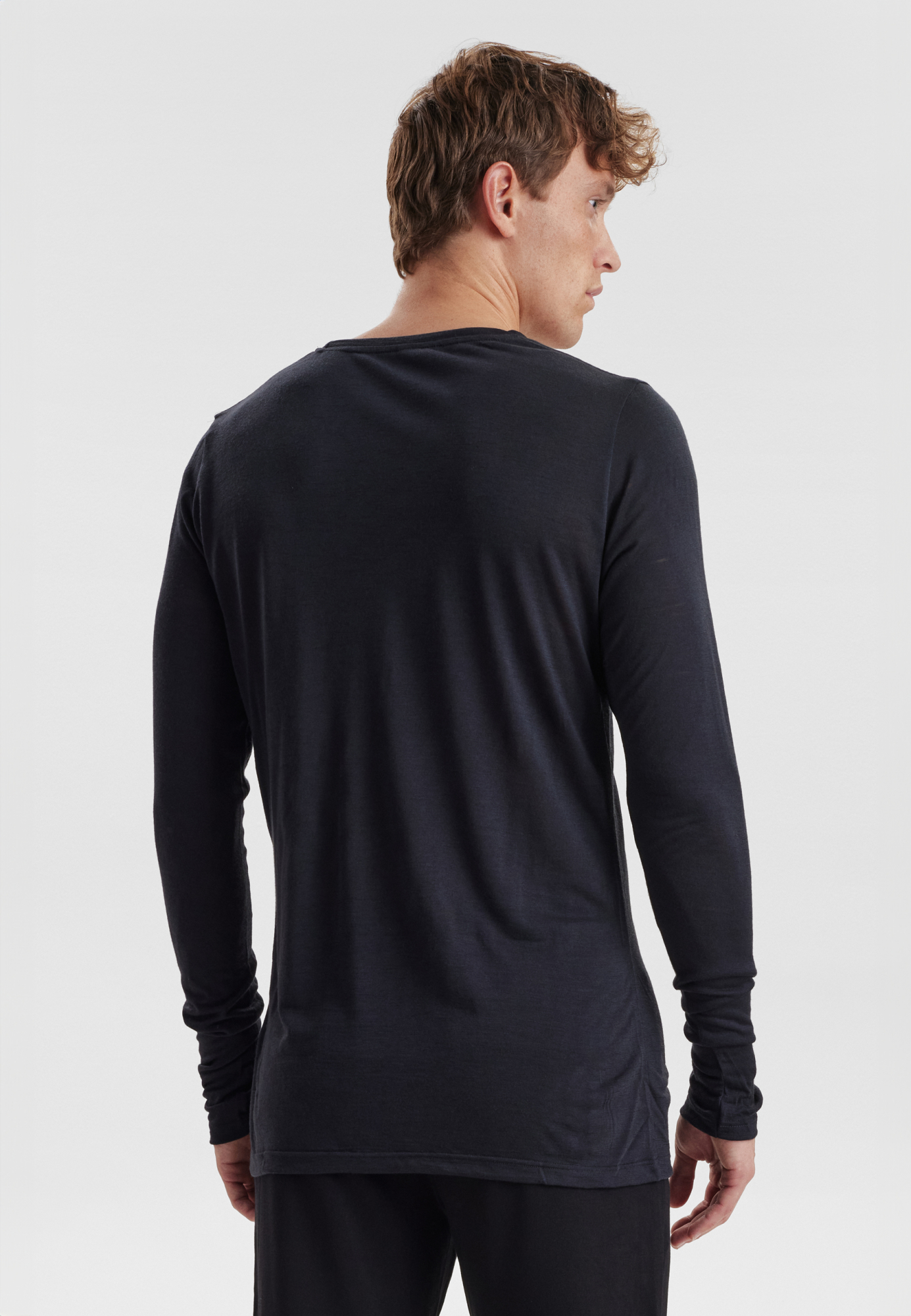Langærmet T-shirt, 100% økologisk GOTS uld, Sort