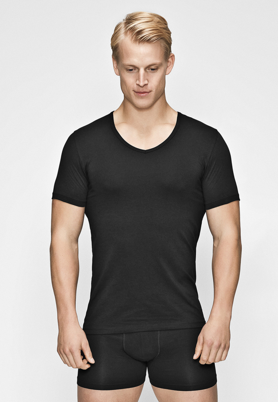 Undertrøje v-hals | Økologisk bomuld | Sort -JBS of Denmark Men