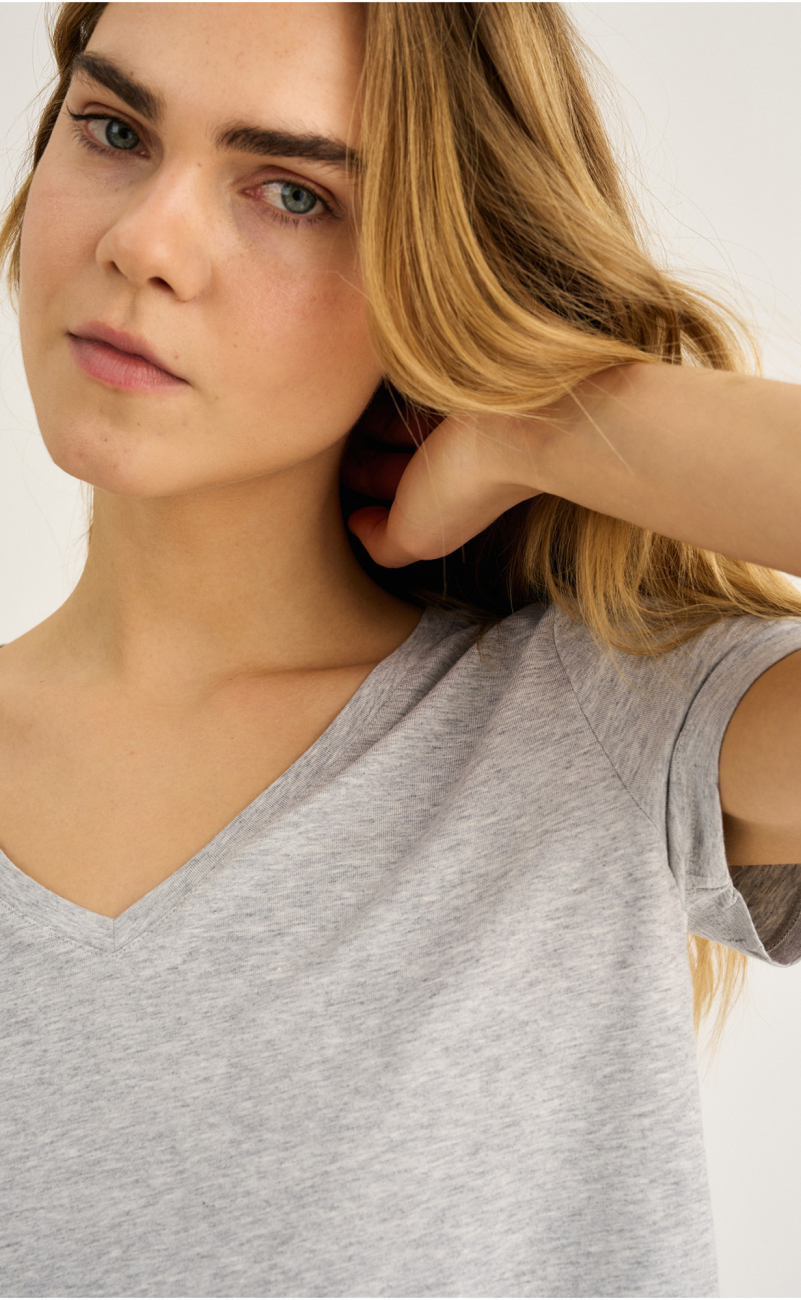 T-shirt v-hals | Bambusviskose | Grå -JBS of Denmark Women